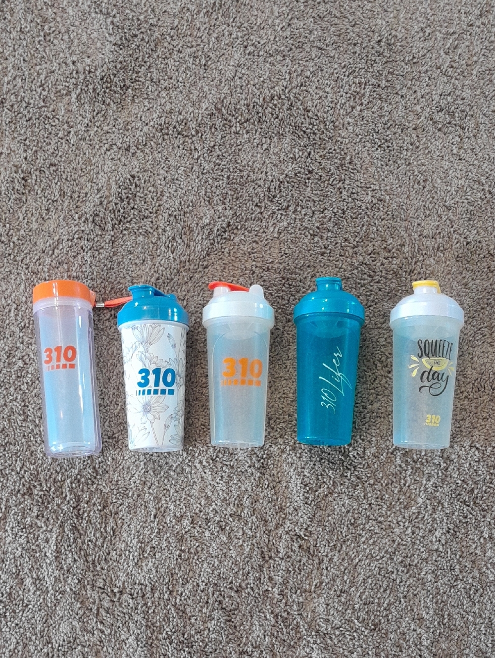 310 Shaker Bottles And Tea Bottles